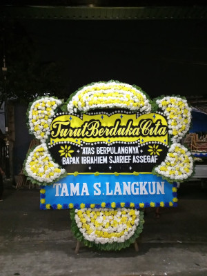 Papan Bunga Duka di Kemusu